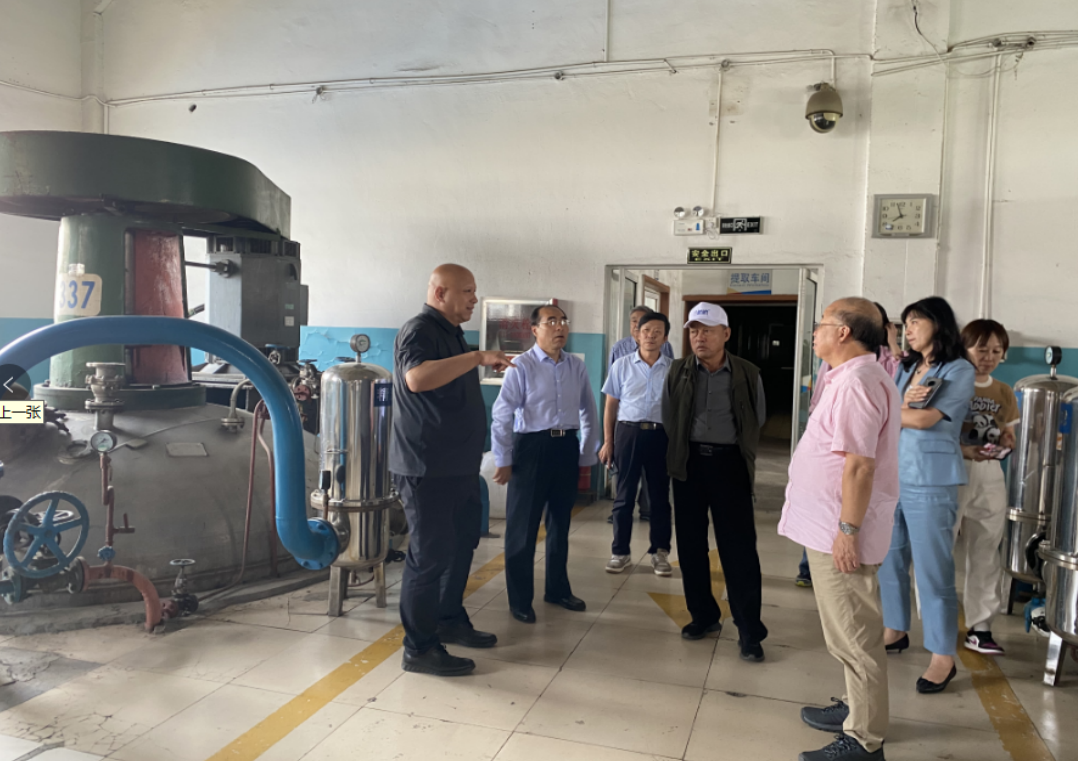 中國糧食行業(yè)協(xié)會雜糧分會理事長王振忠一行來內蒙古雜糧企業(yè)實地調研